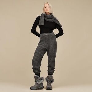 UGG Adirondack XXV Chalet Boots size 7